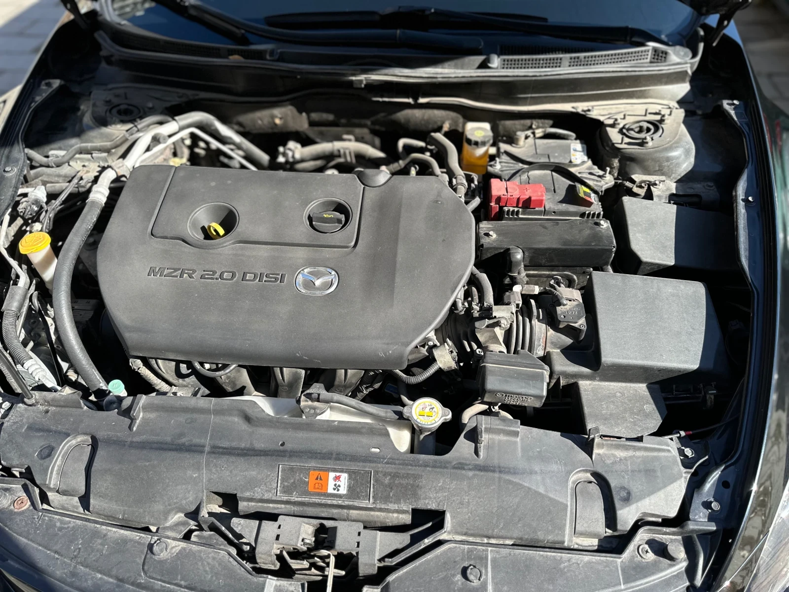 Mazda 6 2.0, снимка 8 - Автомобили и джипове - 54093500