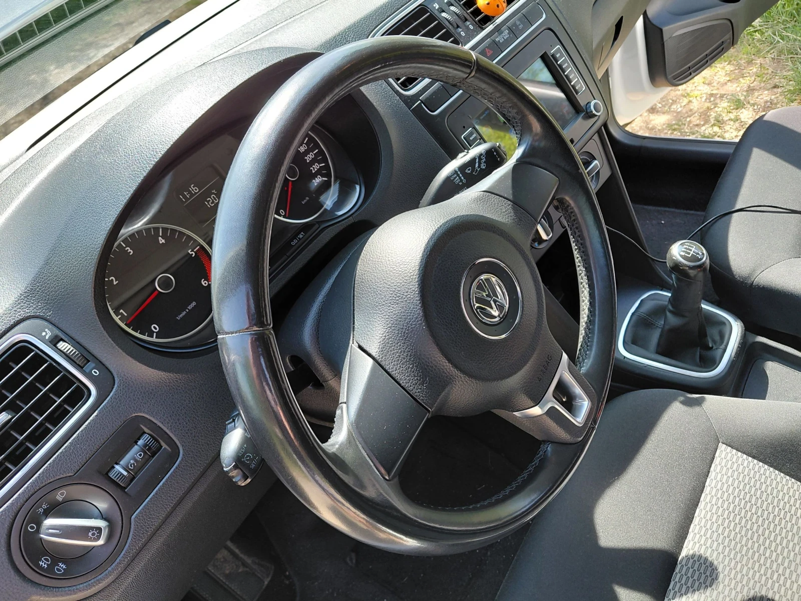 VW Polo 1.2TDI, снимка 8 - Автомобили и джипове - 54459443