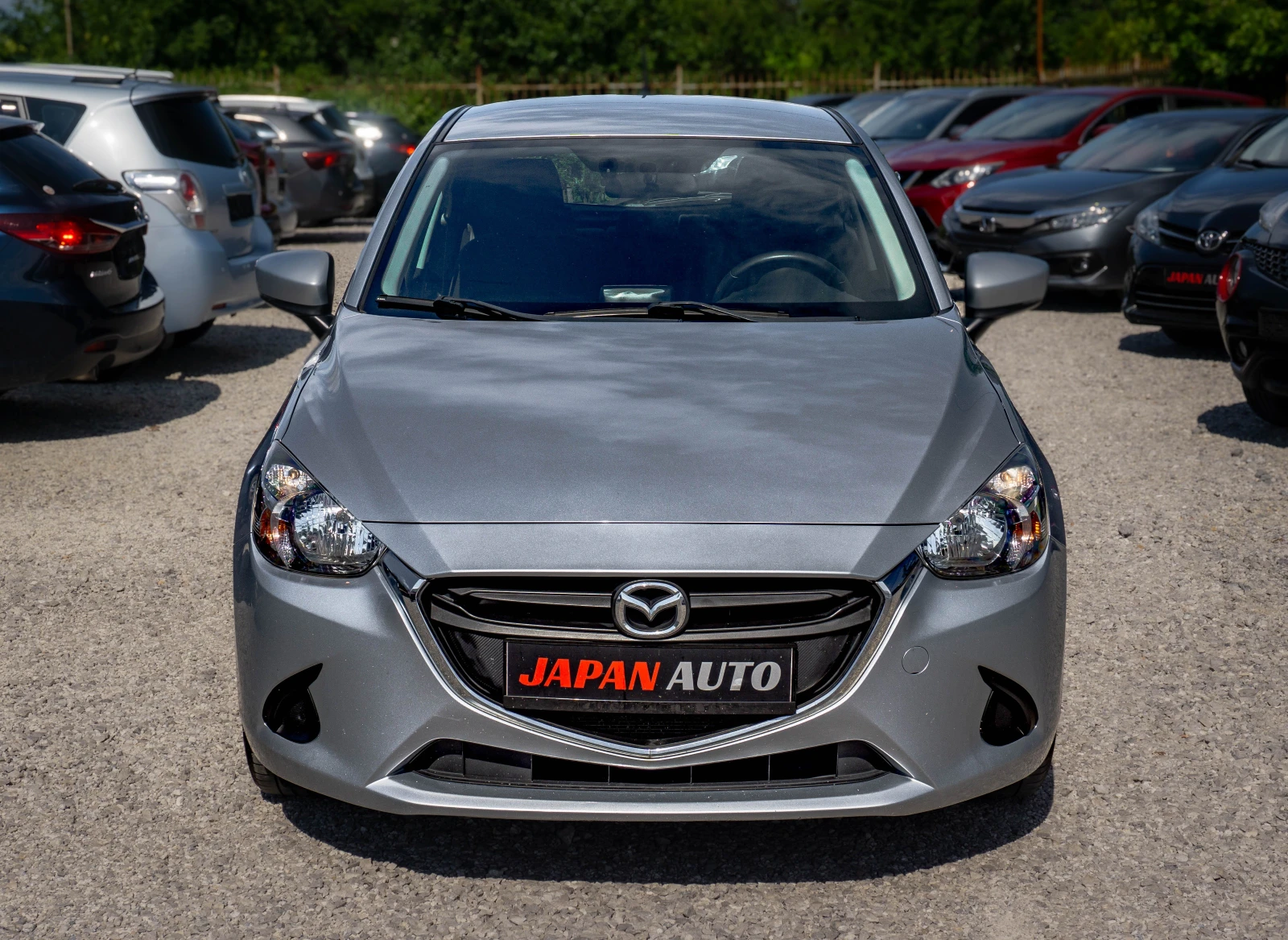 Mazda 2 1.5 Бензин! ТОП! С ГАРАНЦИЯ!, снимка 2 - Автомобили и джипове - 54922779