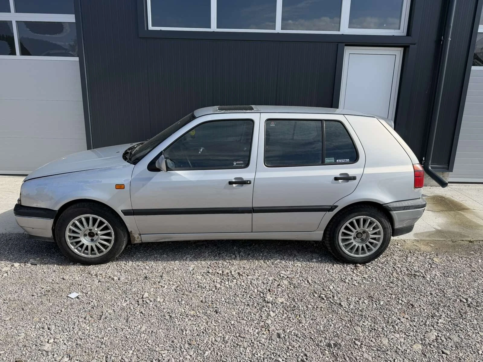VW Golf, снимка 3 - Автомобили и джипове - 55038941