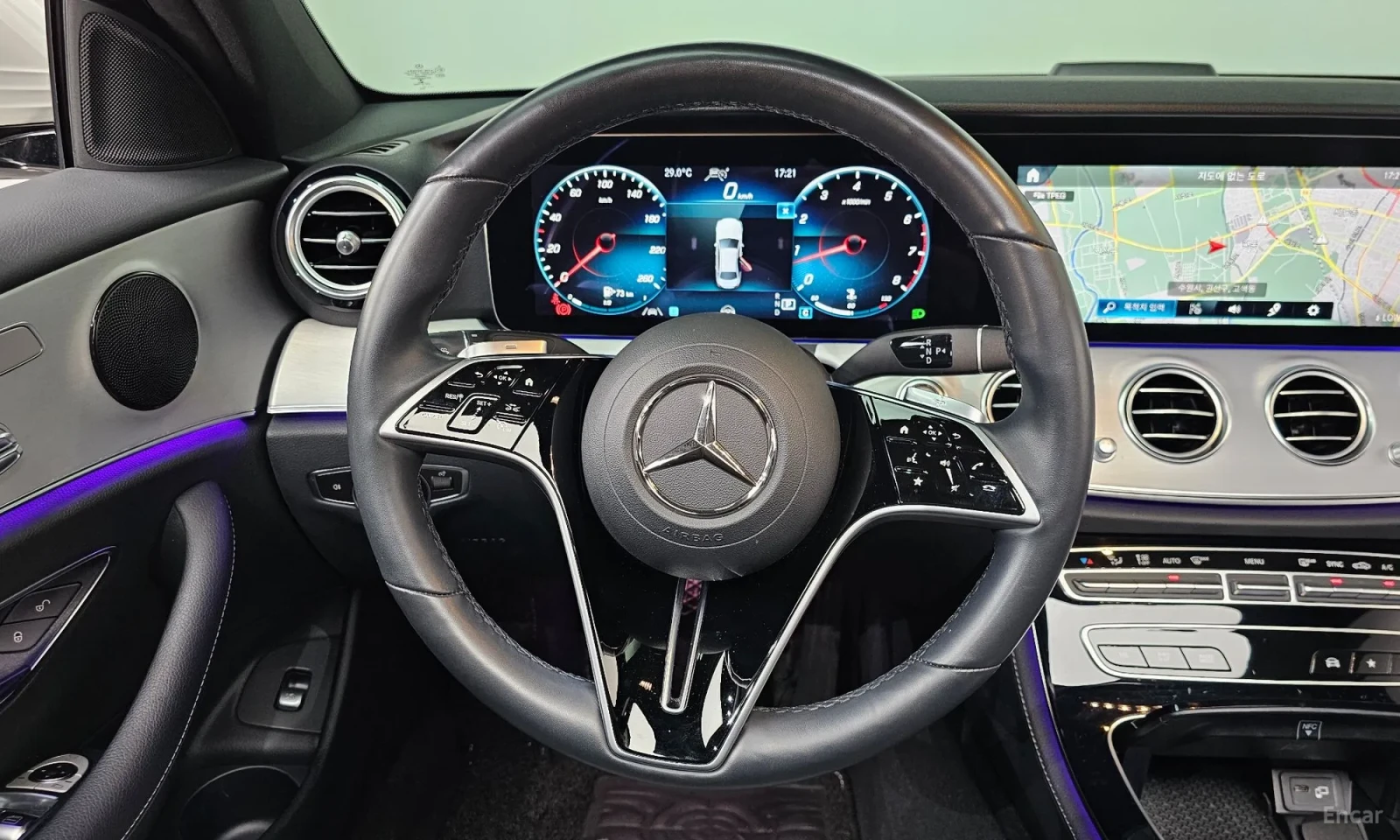 Mercedes-Benz E 250 AVANTGARDE* FACE* 70000KM!!!, снимка 13 - Автомобили и джипове - 55183662