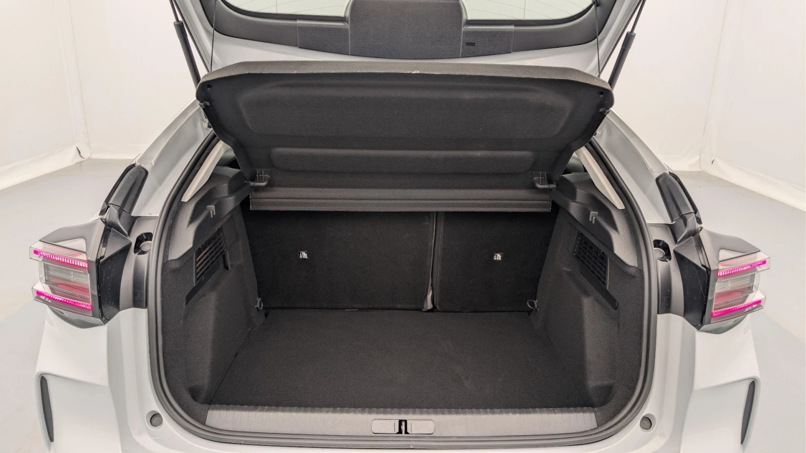 Citroen C4 1.2 Business - Hybrid 136 к.с. , снимка 16 - Автомобили и джипове - 55185468