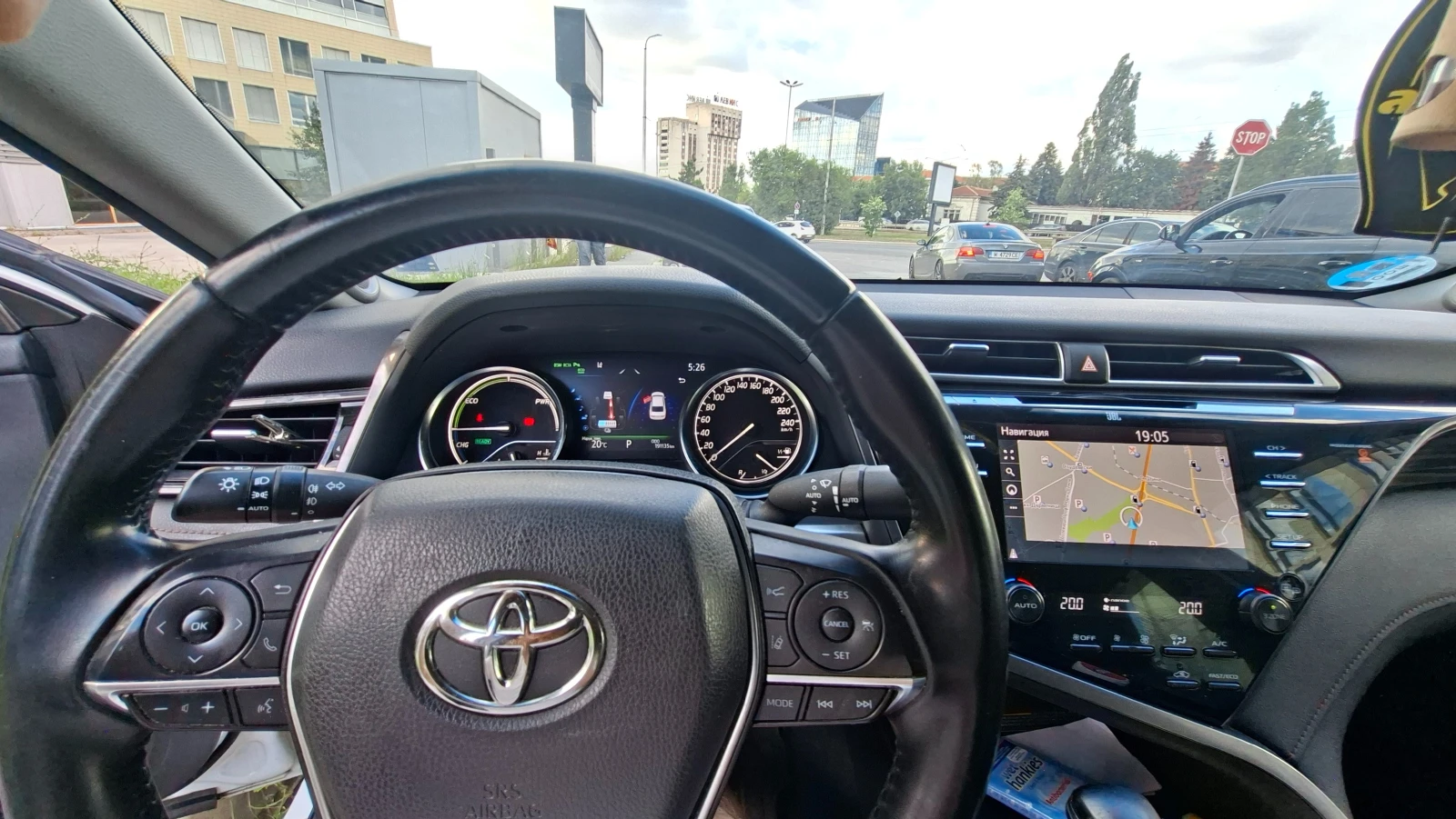 Toyota Camry, снимка 5 - Автомобили и джипове - 55378335