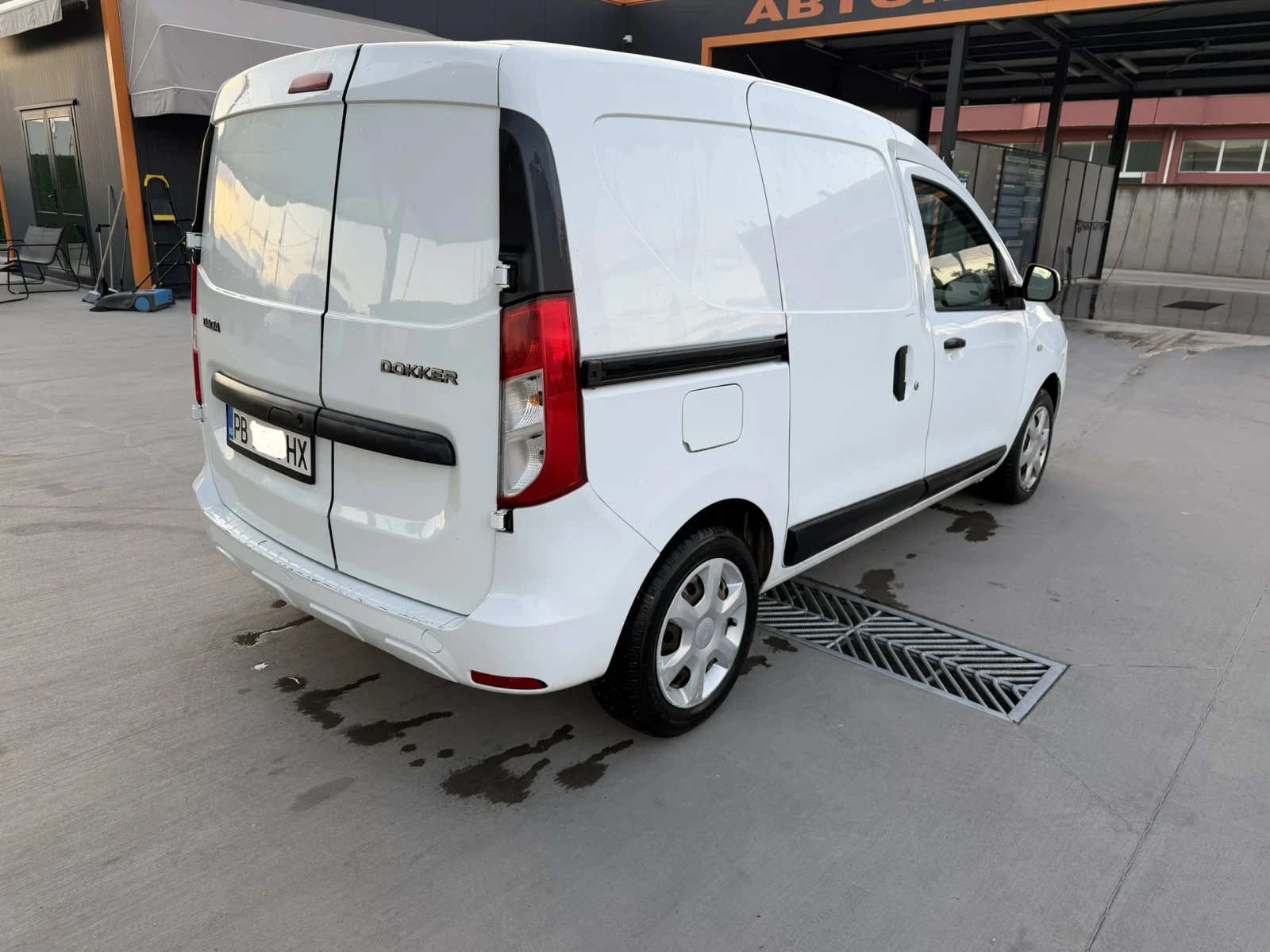 Dacia Dokker 1.5 diesel 75 к.с. , снимка 5 - Автомобили и джипове - 55417658