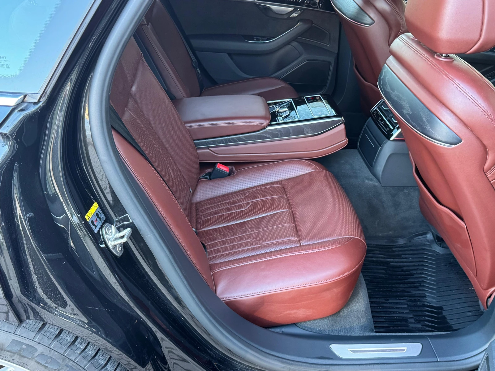 Audi A8 * 50TDI* QUATTRO* ПЪЛНА СЕРВИЗНА ИСТОРИЯ* , снимка 13 - Автомобили и джипове - 55559833
