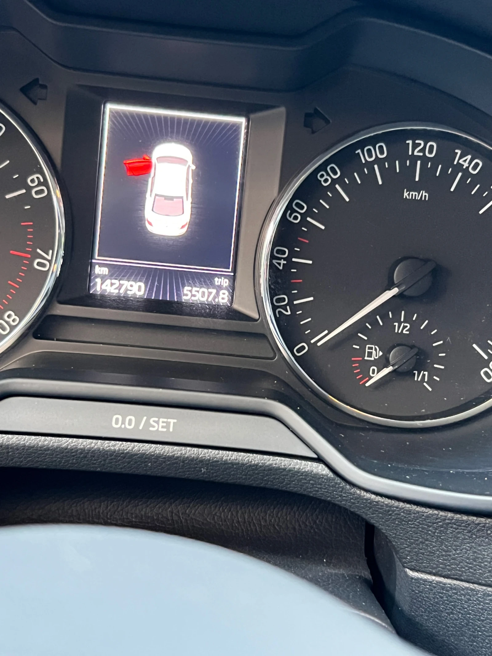 Skoda Octavia, снимка 6 - Автомобили и джипове - 55834603