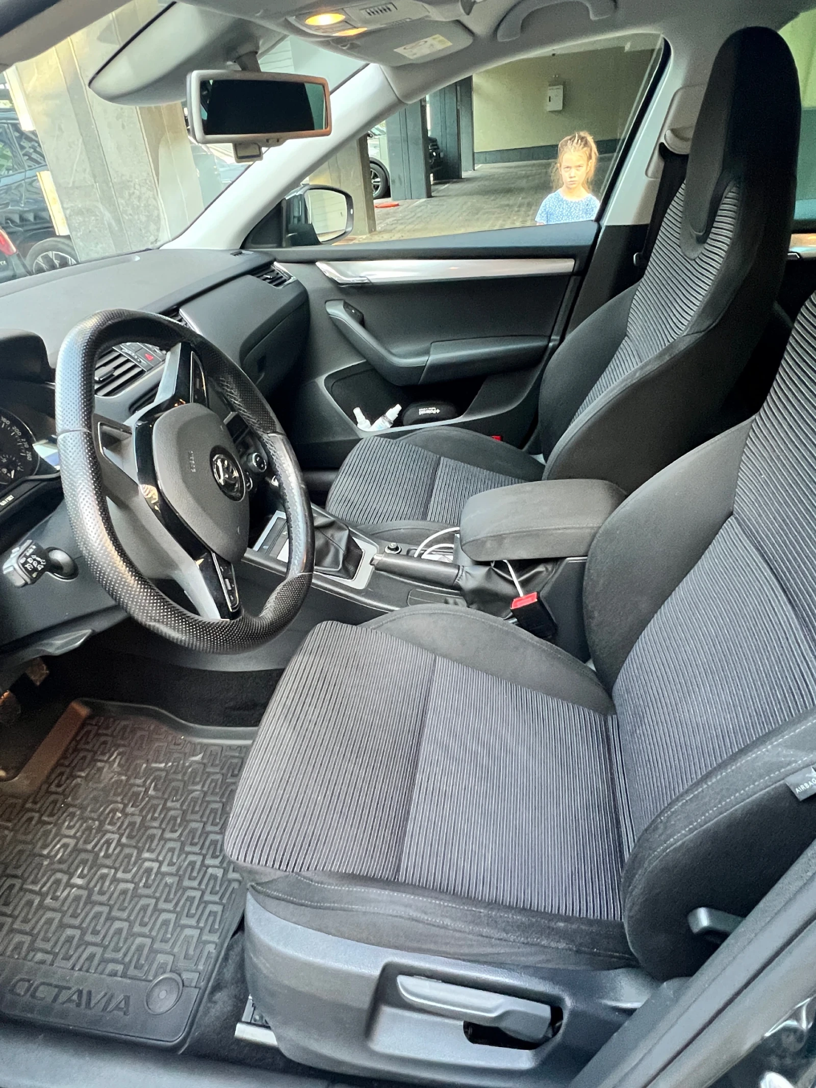 Skoda Octavia, снимка 4 - Автомобили и джипове - 55834603