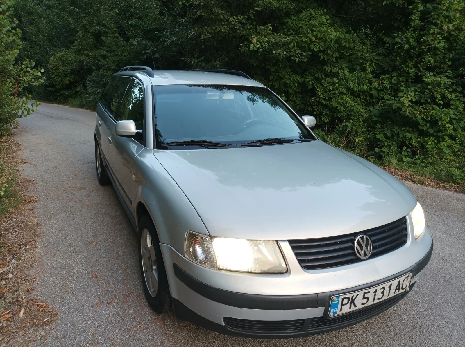 VW Passat, снимка 8 - Автомобили и джипове - 55855354