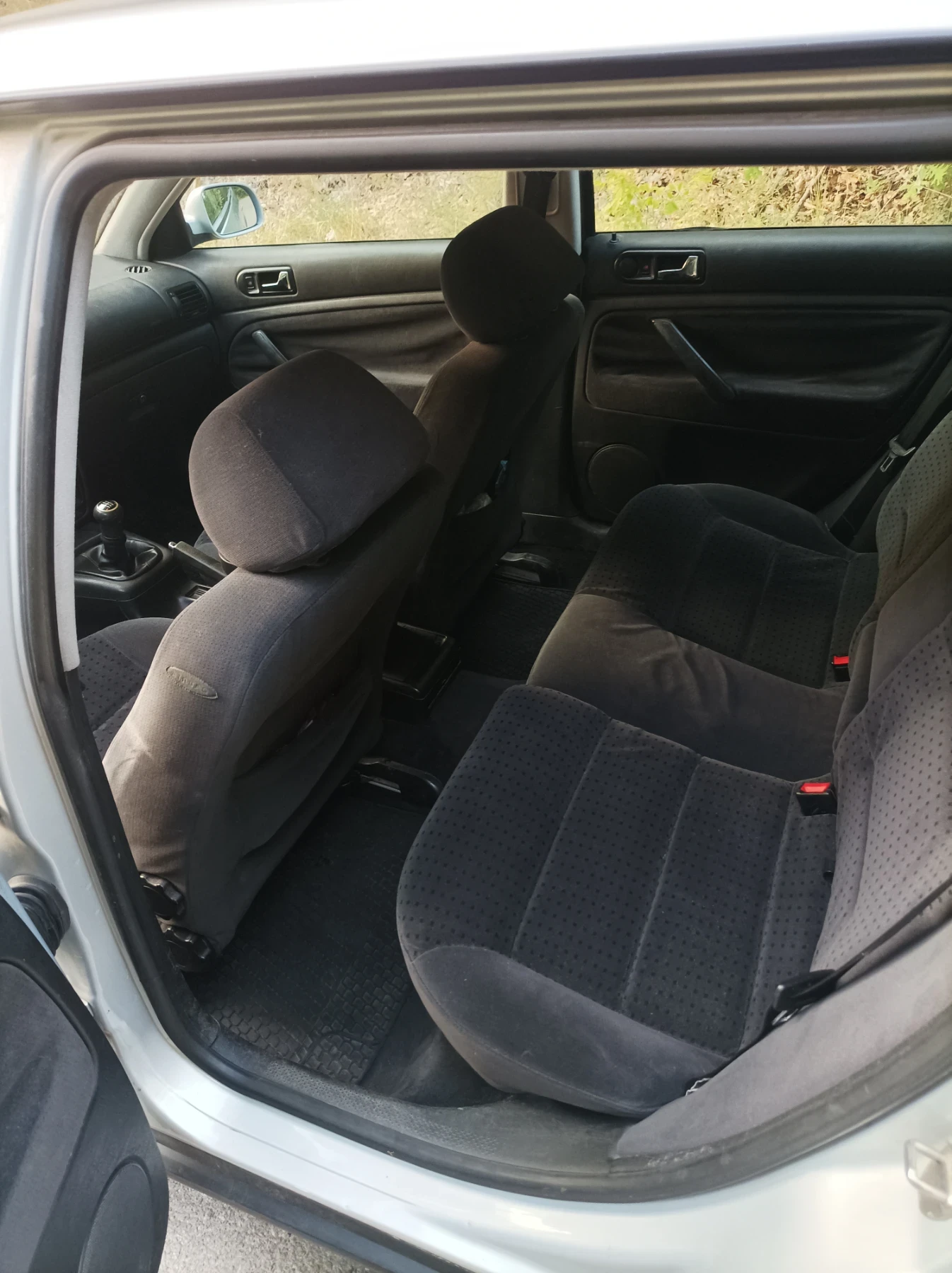 VW Passat, снимка 5 - Автомобили и джипове - 55855354