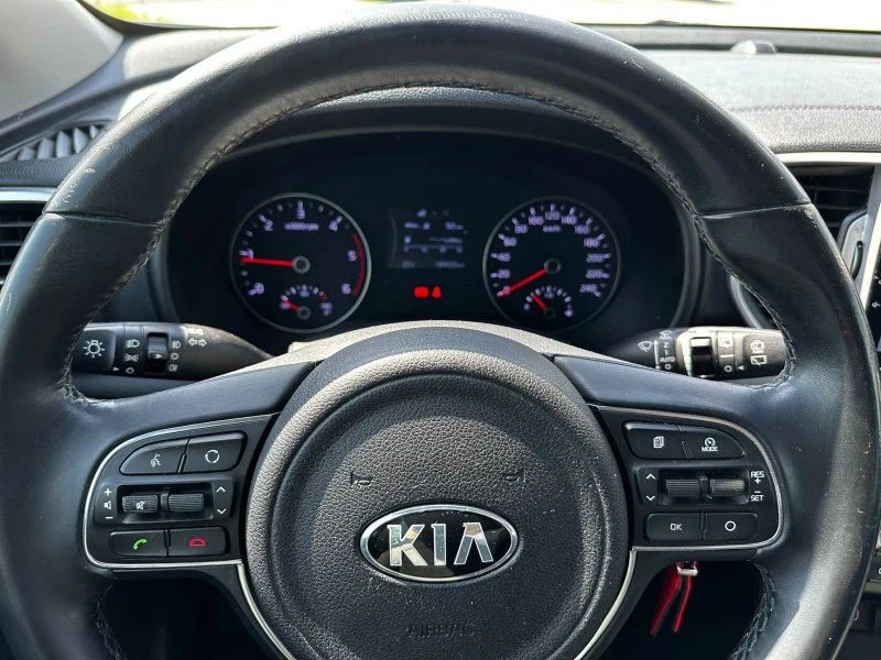 Kia Sportage 1, 7 CRDi Euro-6B Navi LED, снимка 11 - Автомобили и джипове - 47108729