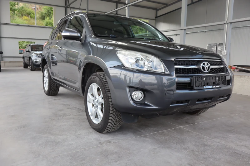 Toyota Rav4 2.2D4D, снимка 3 - Автомобили и джипове - 50860747