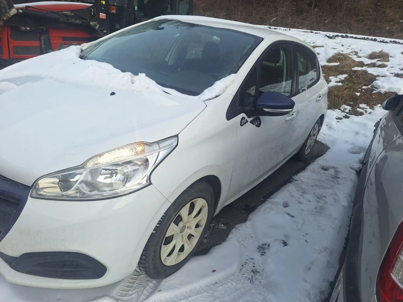Peugeot 208 I, снимка 6 - Автомобили и джипове - 53376662