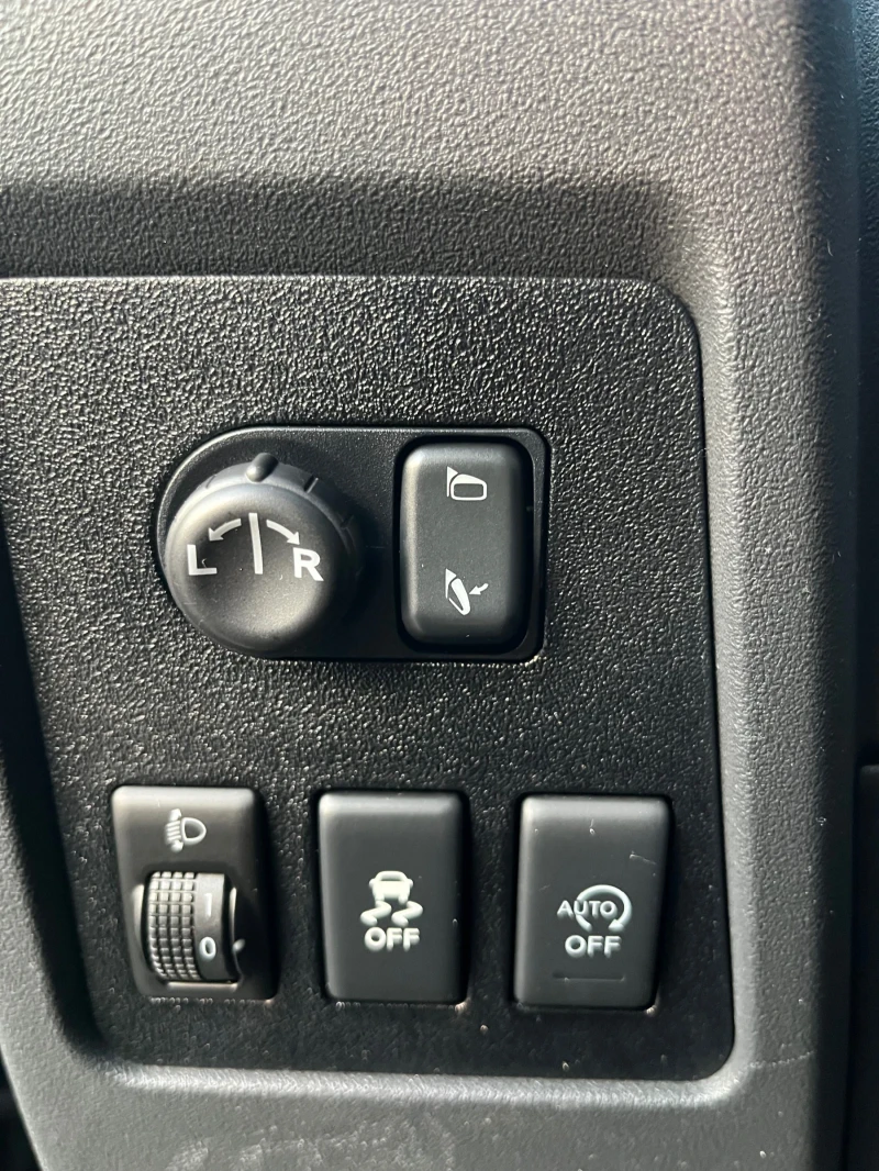 Nissan Qashqai + 2 2.0DCI 4x4 Facelift, снимка 13 - Автомобили и джипове - 53168378