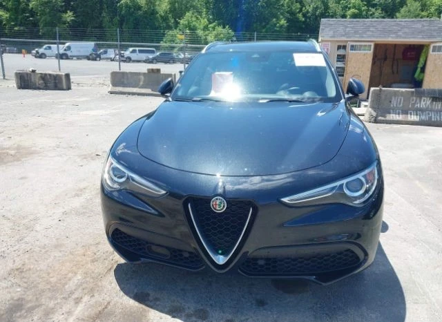 Alfa Romeo Stelvio TI AWD, снимка 5 - Автомобили и джипове - 48665987