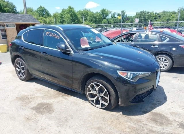 Alfa Romeo Stelvio TI AWD, снимка 1 - Автомобили и джипове - 48665987