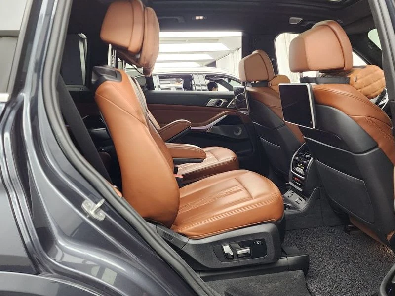 BMW X7 * X7 ??M50I 6-Seater* , снимка 12 - Автомобили и джипове - 55663062
