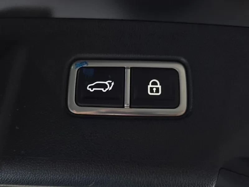 Kia Sorento Diesel 2.2 4Wd Prestige, снимка 17 - Автомобили и джипове - 56159706