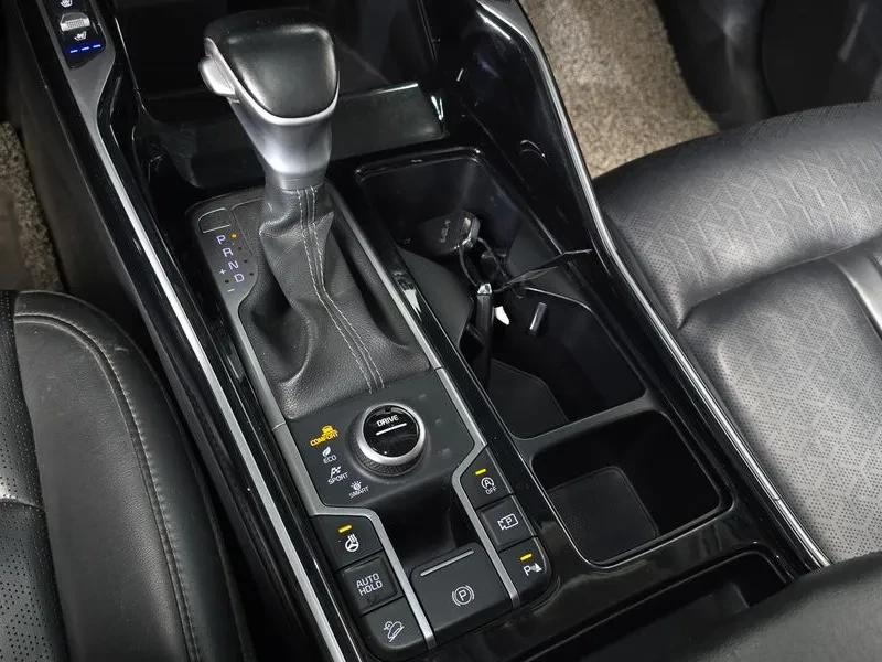 Kia Sorento Diesel 2.2 4Wd Prestige, снимка 9 - Автомобили и джипове - 56159706