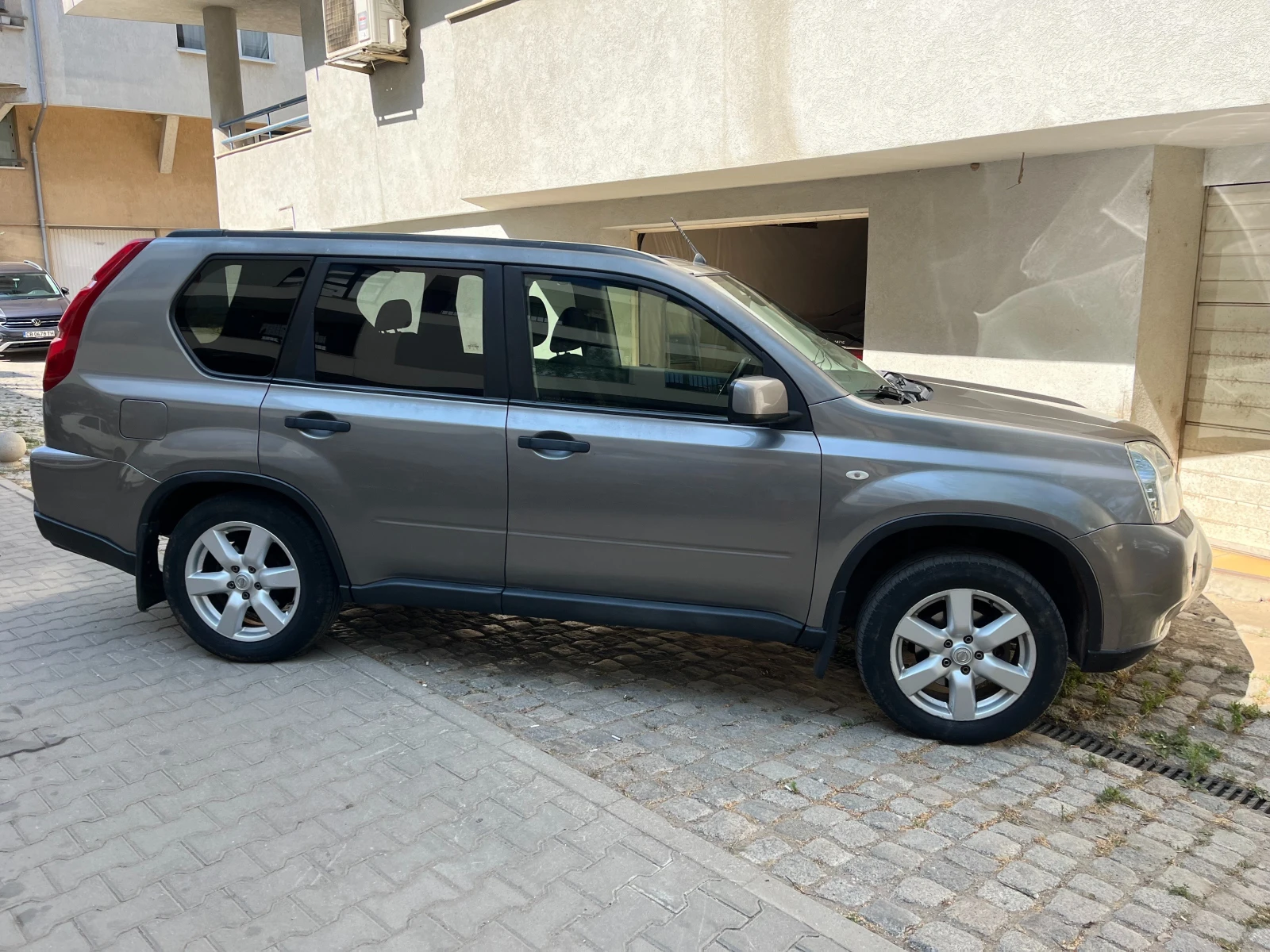 Nissan X-trail 2.0 dci  - изображение 2