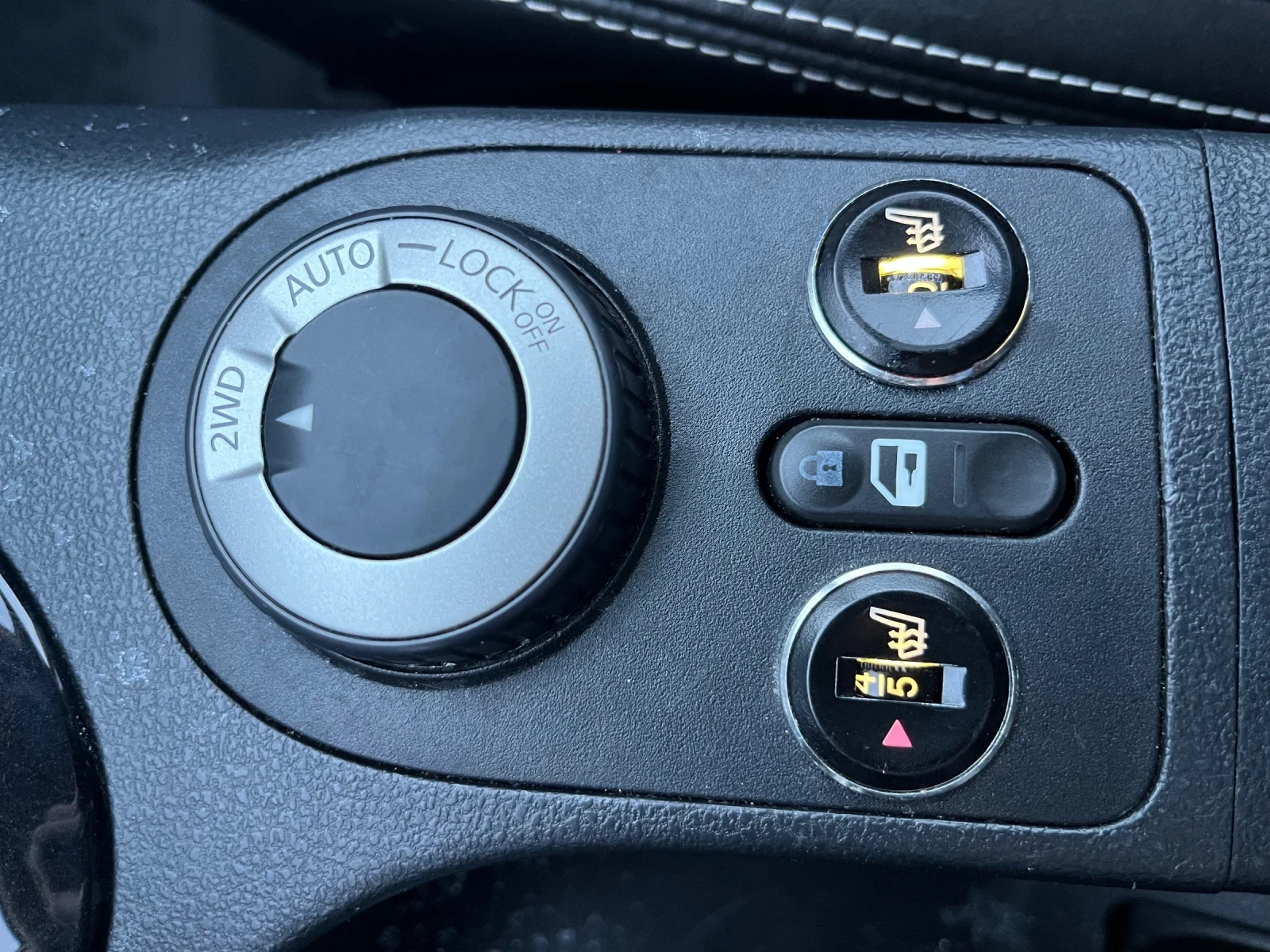 Nissan Qashqai + 2 2.0DCI 4x4 Facelift | Mobile.bg � ����������� 10