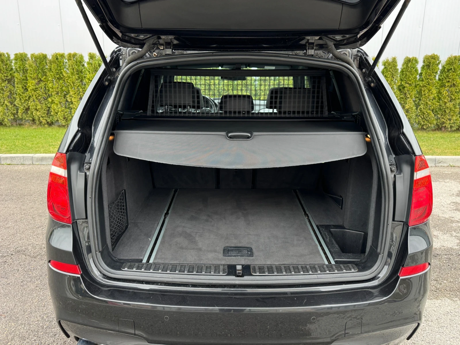 BMW X3 3.5D X-Drive/M-Pack/Сменени вериги/ШВЕЙЦАРИЯ!!!, снимка 9 - Автомобили и джипове - 53938984