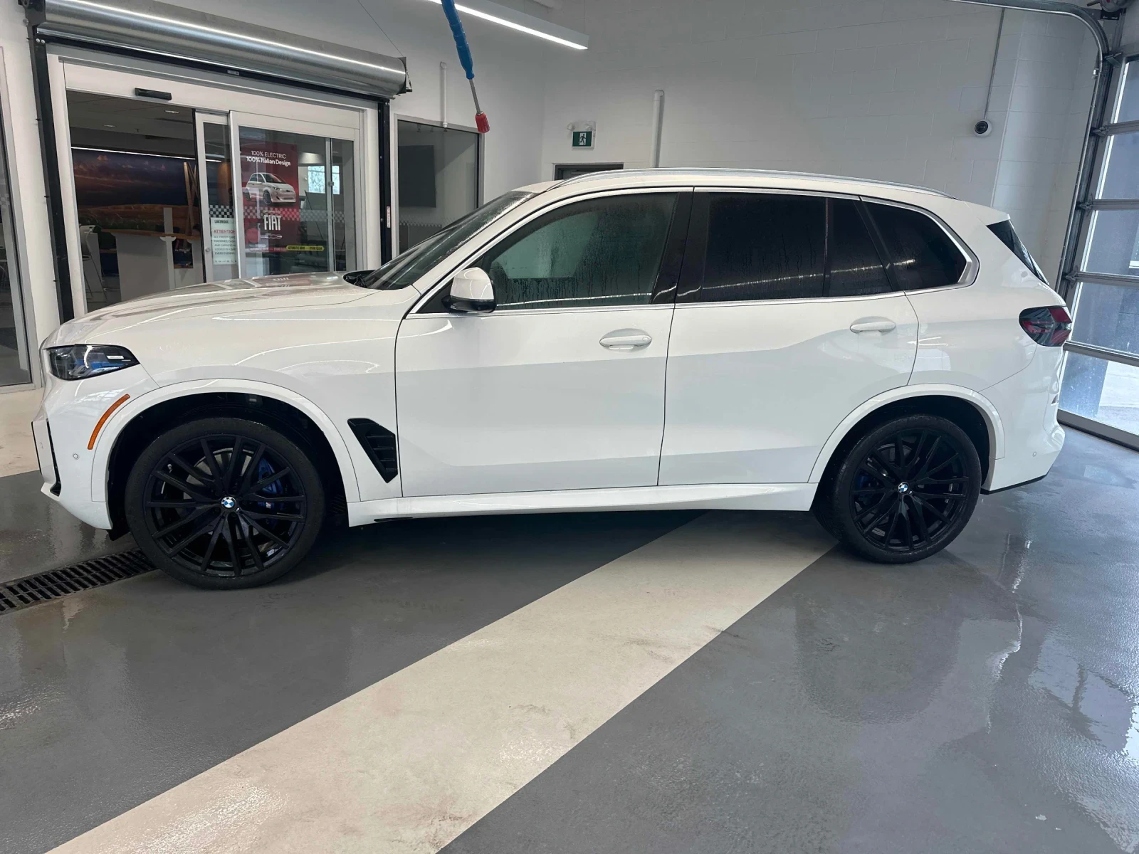 BMW X5 M ПАКЕТ * ДИСТРОНИК * ПОДГРЕВ * SKY LOUNGE, снимка 2 - Автомобили и джипове - 54642084