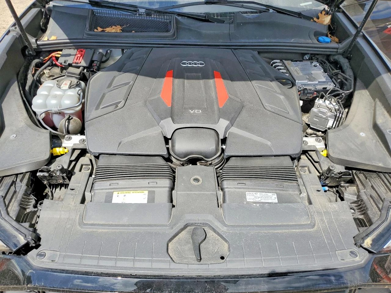 Audi SQ8 Quattro, снимка 11 - Автомобили и джипове - 54919547