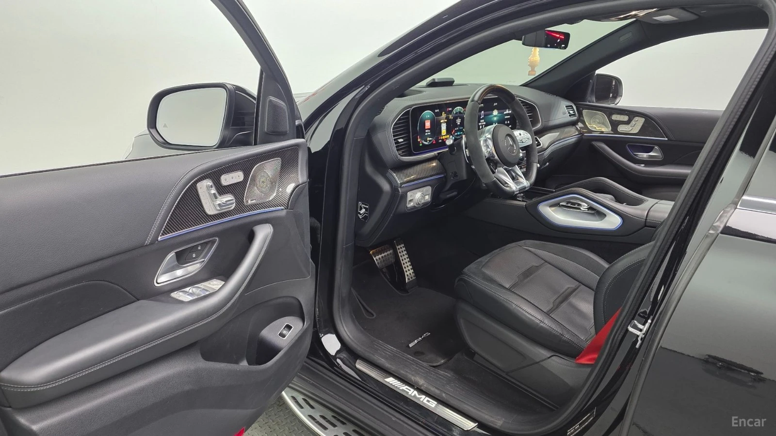 Mercedes-Benz GLE 53AMG 4MATIC+ COUPE, снимка 8 - Автомобили и джипове - 55445975