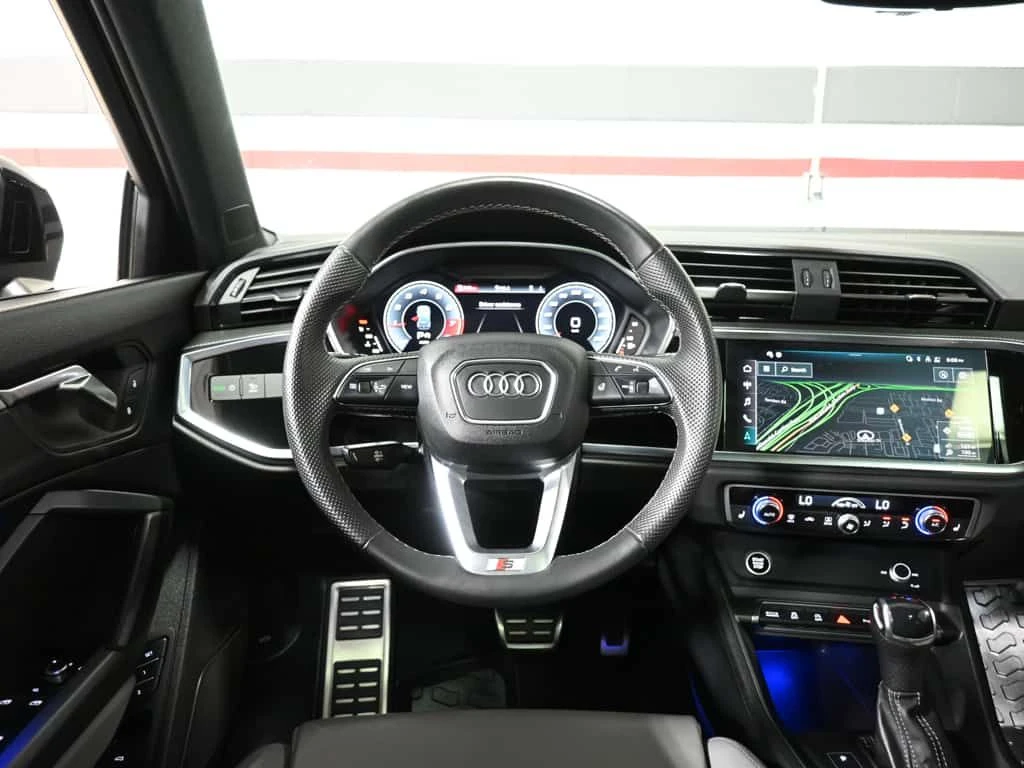 Audi Q3 * Technik S Line Black Optics 360CAM SONOS Ambient, снимка 13 - Автомобили и джипове - 55498514