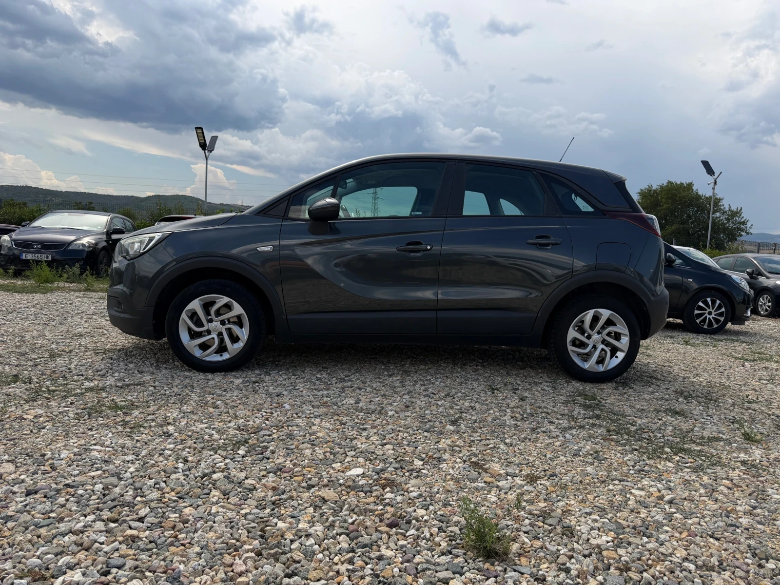 Opel Crossland X 1, 2 Turbo EURO6 Edition/Camera/PDC, снимка 2 - Автомобили и джипове - 55958526