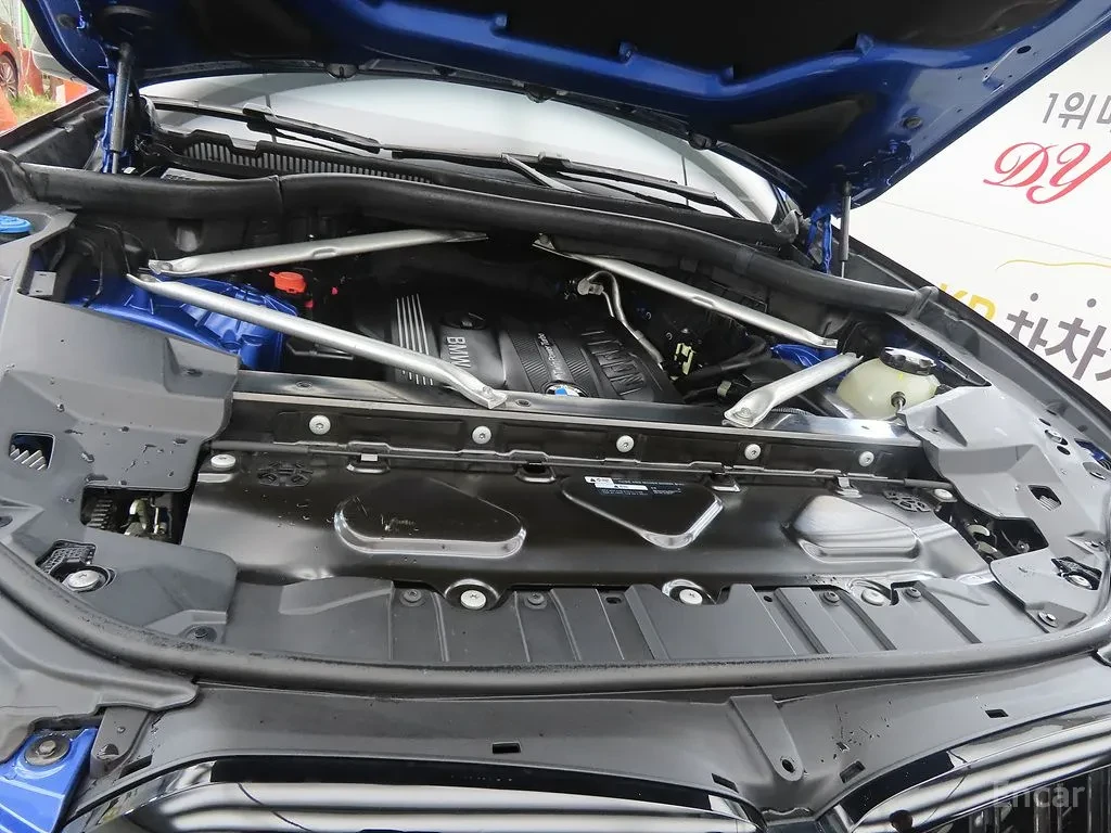 BMW X6 xDrive30d M Sport PKG* HUD* ДИСТРОНИК* 360, снимка 9 - Автомобили и джипове - 56083940