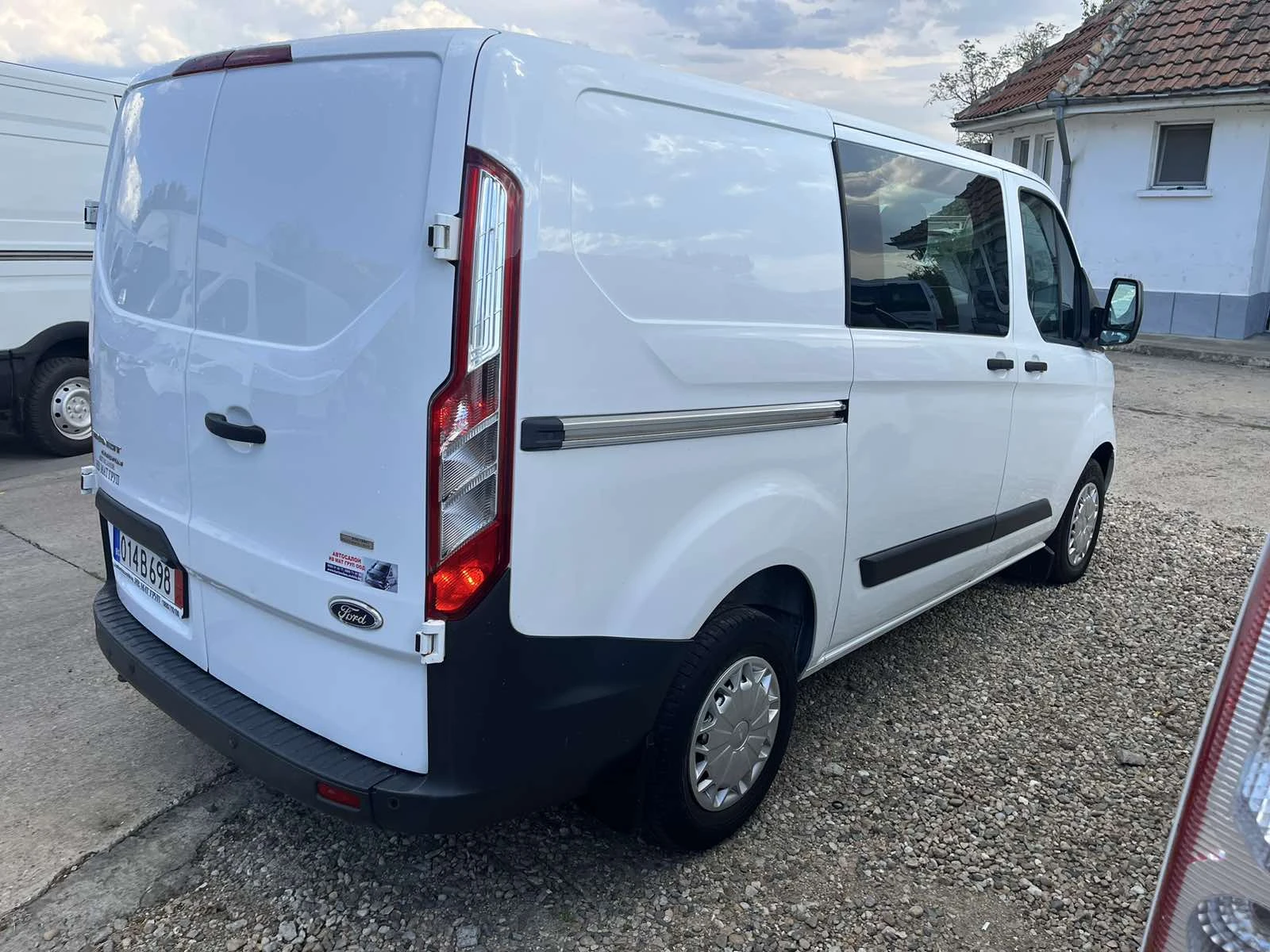 Ford Transit CUSTOM 5местен - изображение 4