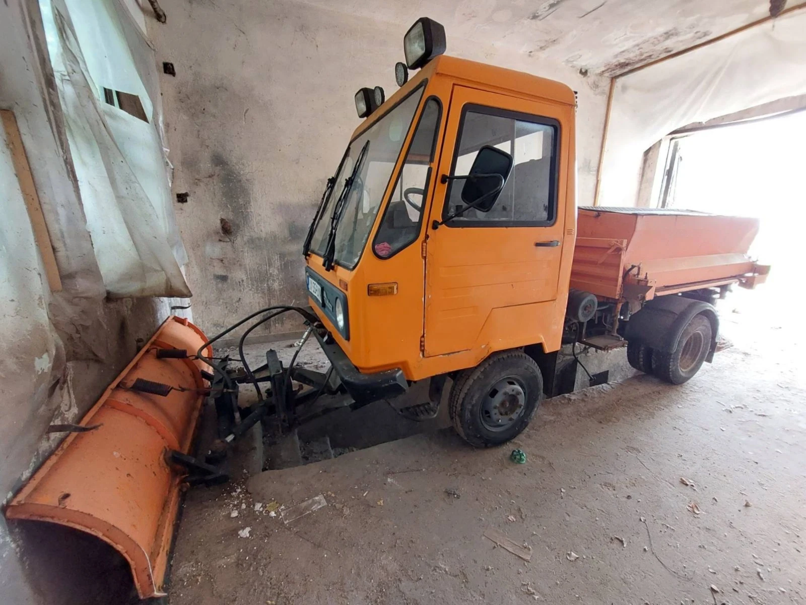 Mercedes-Benz UNIMOG Mullticar, снимка 1