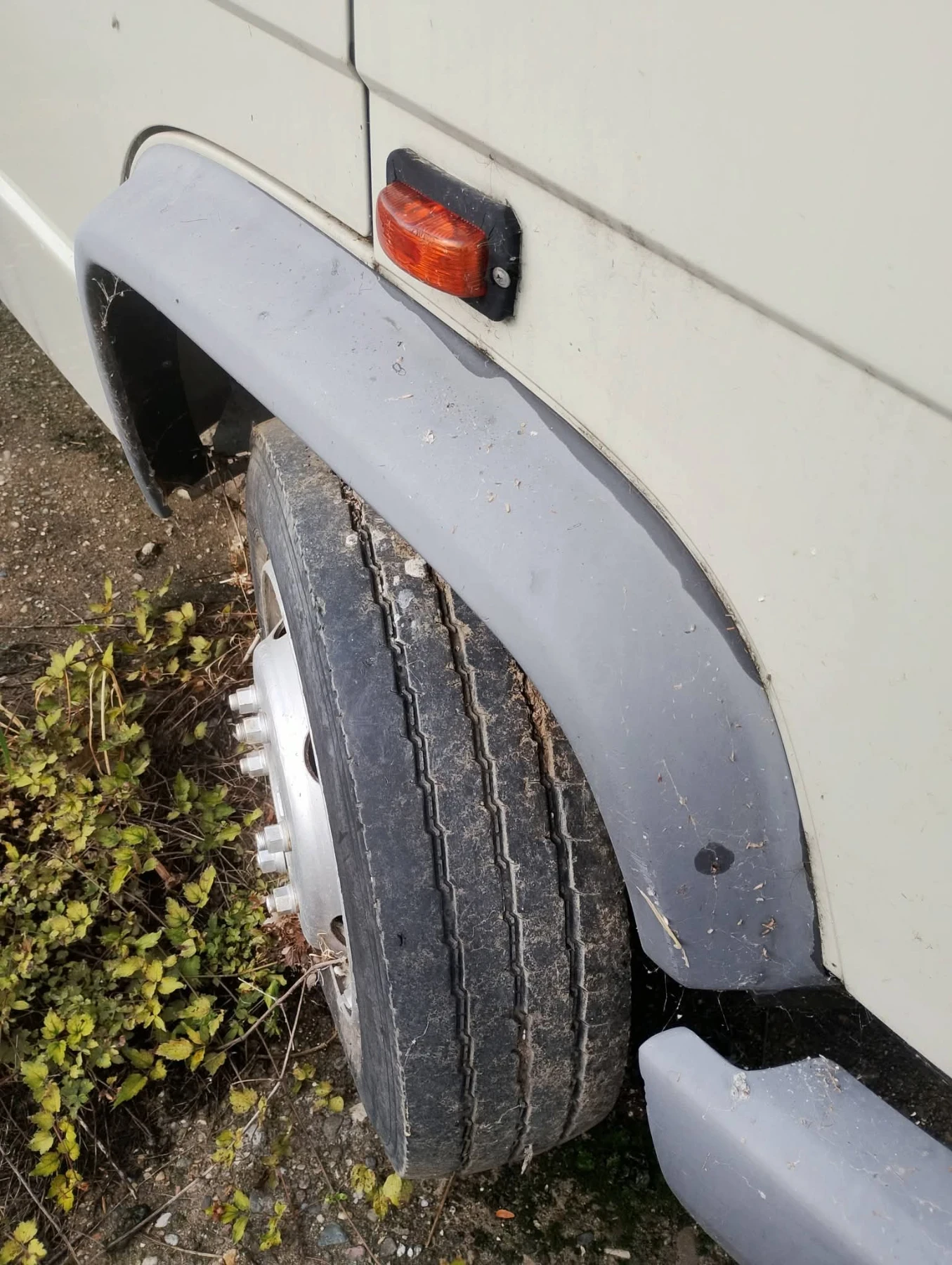 Mercedes-Benz 811 Тристранен , снимка 3 - Камиони - 56254293