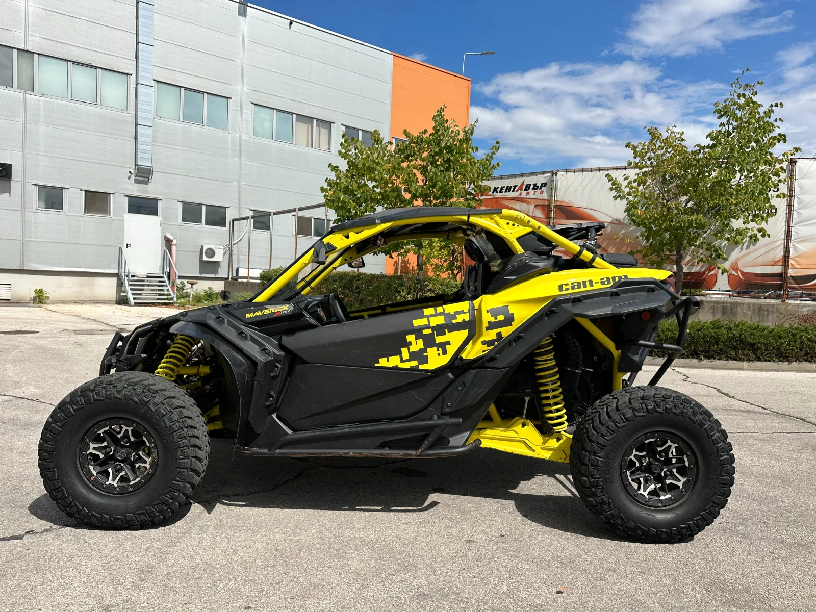 Can-Am Maverick X3 XMR Turbo R  - изображение 2