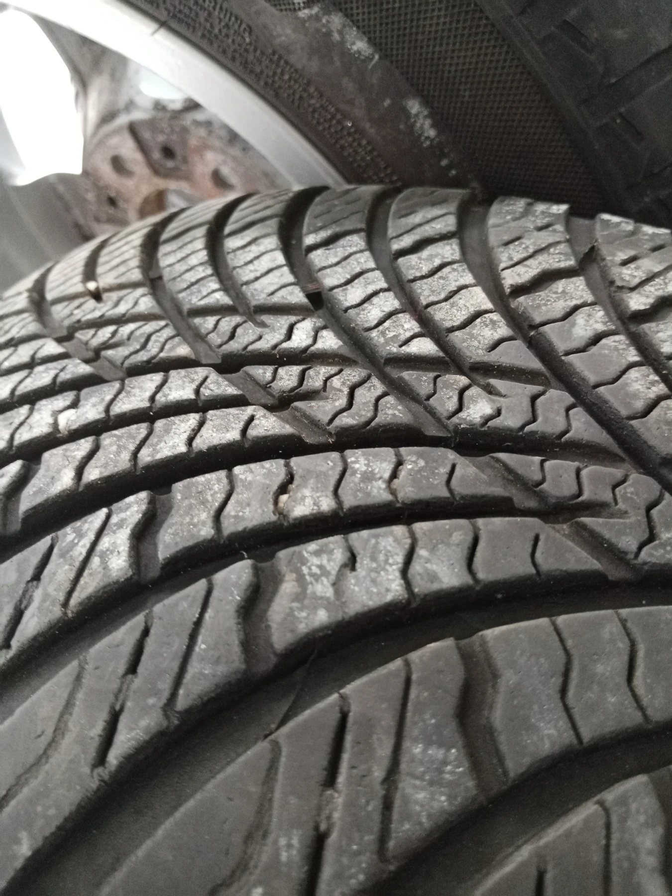 ���� � ������ 225/55R16 | Mobile.bg � ����������� 5