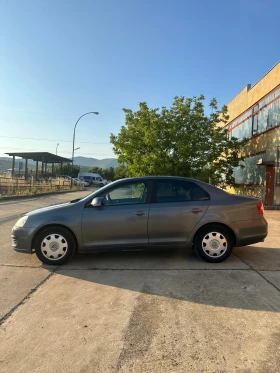 Обява за продажба на VW Jetta 2, 5 FSI, Бензин, АГУ, 2006 г., 150 к.с., ръчни ск ~4 700 лв. - изображение 3