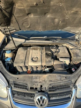 Обява за продажба на VW Jetta 2, 5 FSI, Бензин, АГУ, 2006 г., 150 к.с., ръчни ск ~4 700 лв. - изображение 9