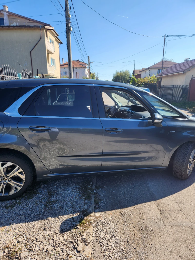 Citroen C4 Picasso 1, 6 e-hdi excluzive, снимка 12 - Автомобили и джипове - 47532571