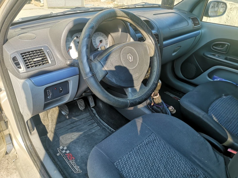 Renault Clio, снимка 7 - Автомобили и джипове - 47387832