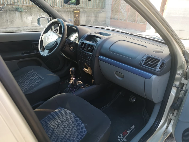 Renault Clio, снимка 6 - Автомобили и джипове - 47387832