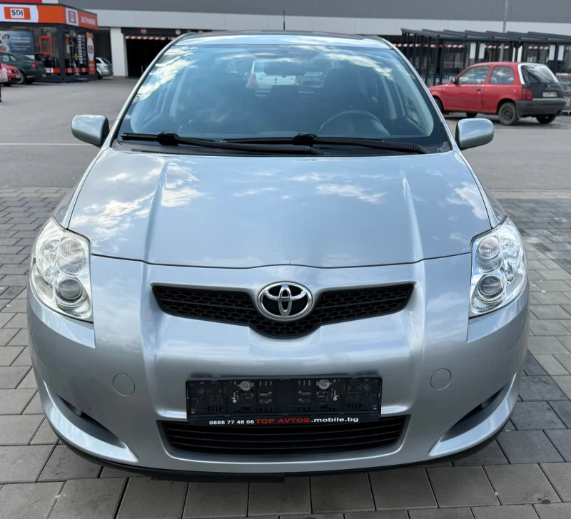 Toyota Auris 1.33 VVT-i/6ск/Климатроник/StartStop, снимка 2 - Автомобили и джипове - 49351062