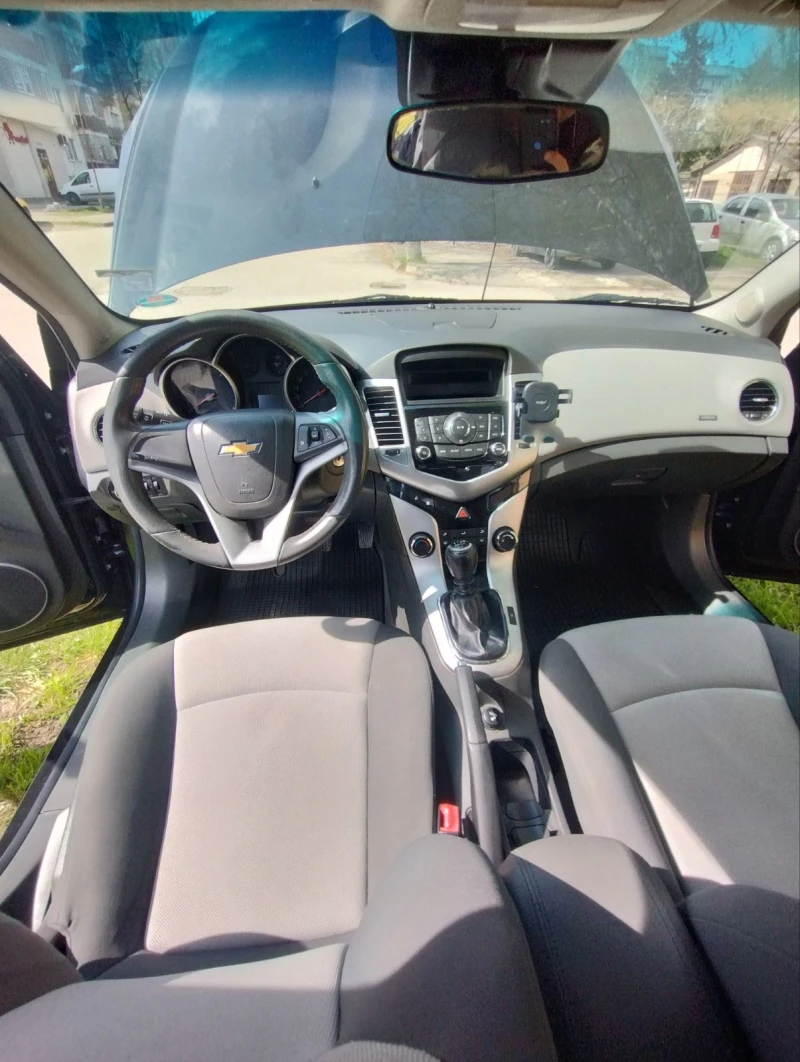 Chevrolet Cruze, снимка 5 - Автомобили и джипове - 49895698