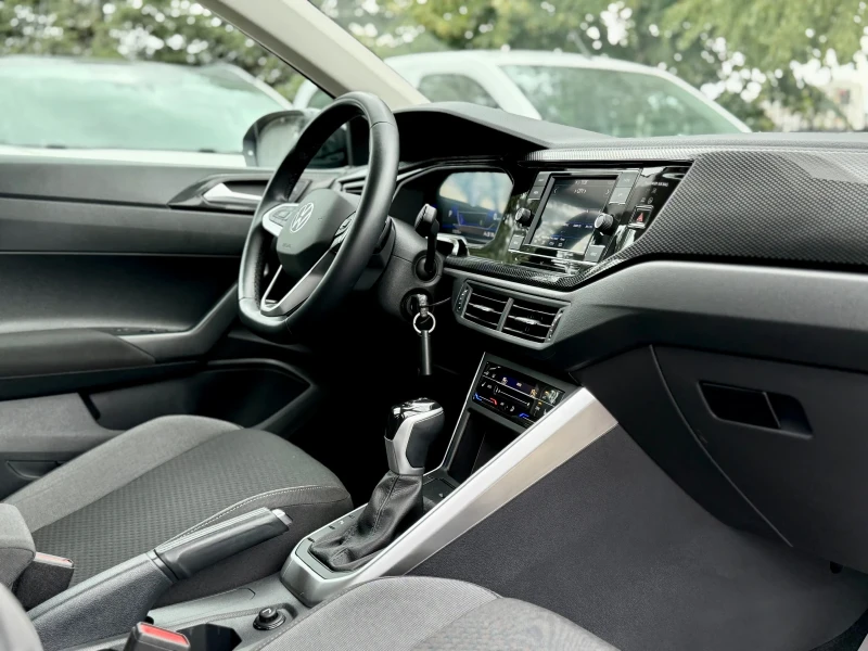 VW Taigo 1.0 TSI Premium life Automatic, снимка 12 - Автомобили и джипове - 51409500