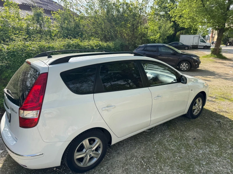Hyundai I30 1.6 !, снимка 8 - Автомобили и джипове - 52366558