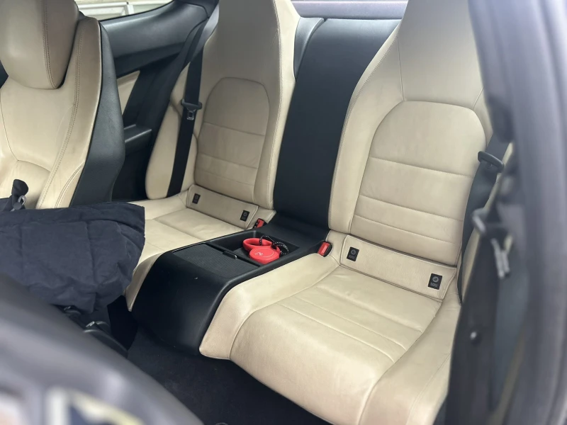 Mercedes-Benz C 220, снимка 13 - Автомобили и джипове - 52718318