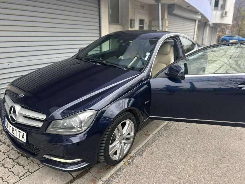 Mercedes-Benz C 220, снимка 3 - Автомобили и джипове - 52718318