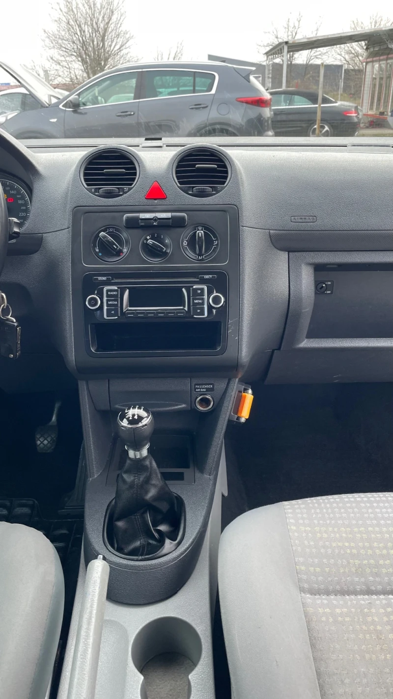 VW Caddy 1, 9 TDI 105к.с. ПЪТНИЧЕСКО , снимка 10 - Автомобили и джипове - 52856166