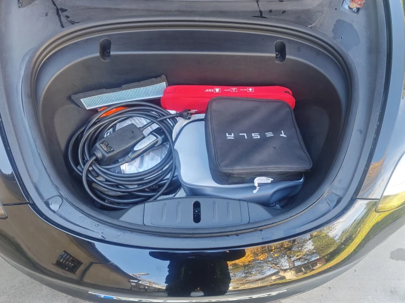 Tesla Model 3 LONG RANGE DUAL MOTOR, снимка 8 - Автомобили и джипове - 53006233