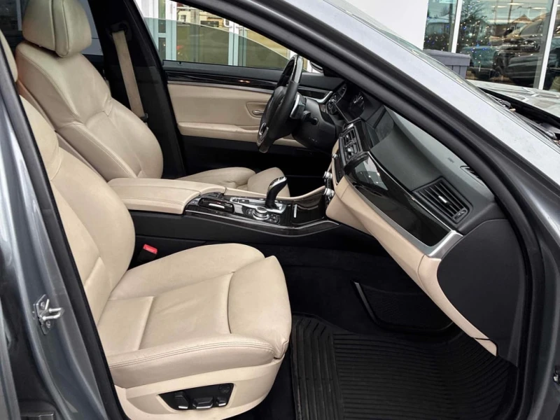 BMW 535 * 535i xDrive * CARFAX * ЦЕНА ДО БГ, снимка 17 - Автомобили и джипове - 53048357